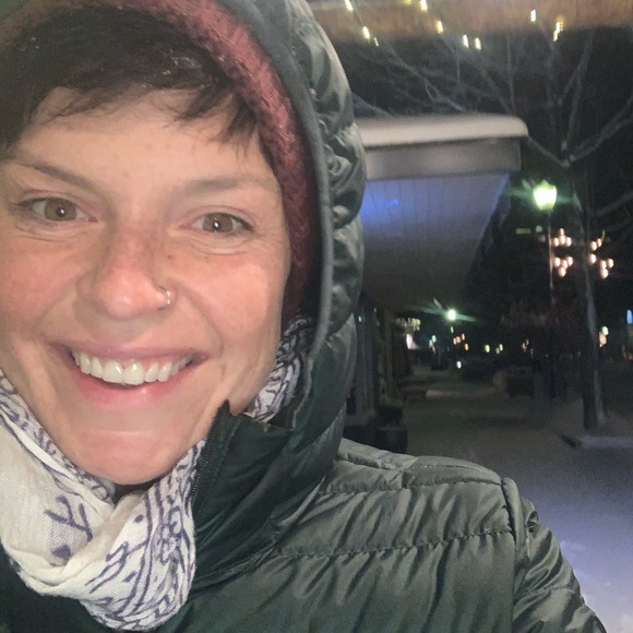 Meet your Posher, Whitney - Picture 7 of 8